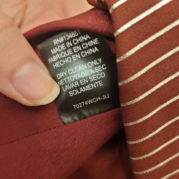 Wayf Cranberry Red Floral Silver Striped Long Sleeve Blouse Size Extra Small - Picture 16 of 16